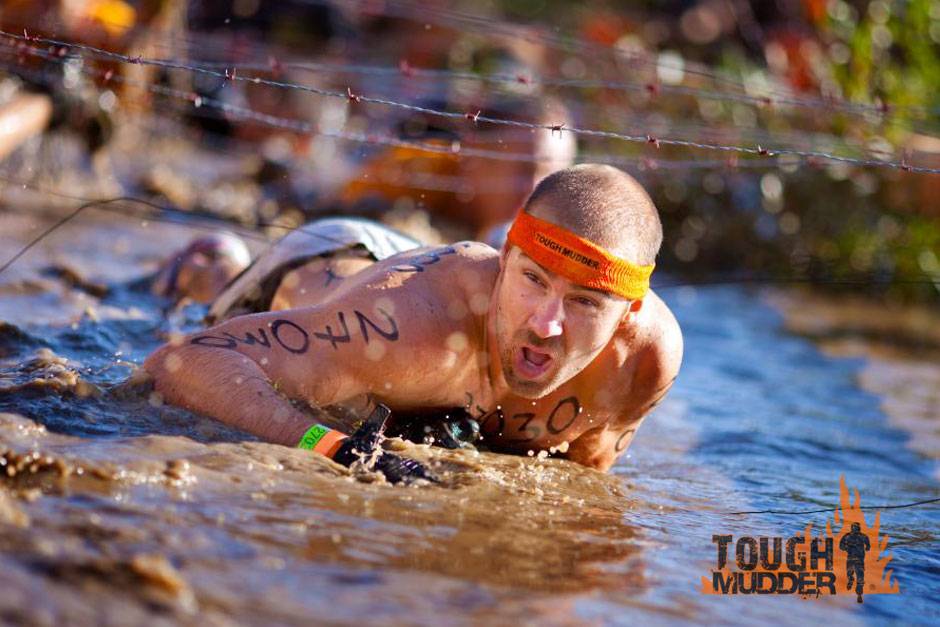 tough_mudder_kiss-the-mud_crawl