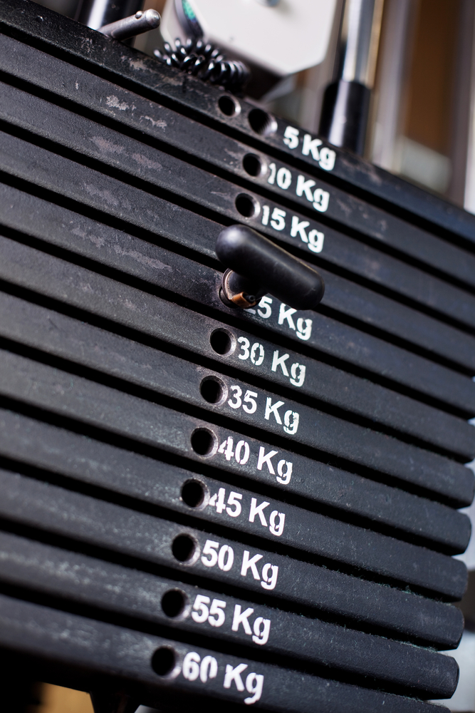 Powerlifting vs weightlifting for athletic performance